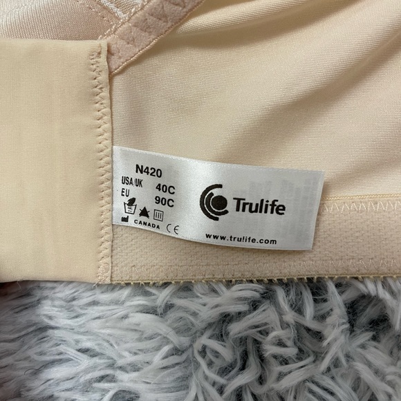 BUNDLE of two Bras size 40C Mastectomy Bras Trulife and Nauralwear - Picture 4 of 14